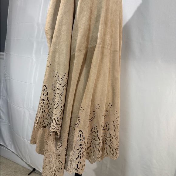 Suede Soft Surroundings Laser Cut Cardigan L Tan Boho Cottagecore - Picture 6 of 6